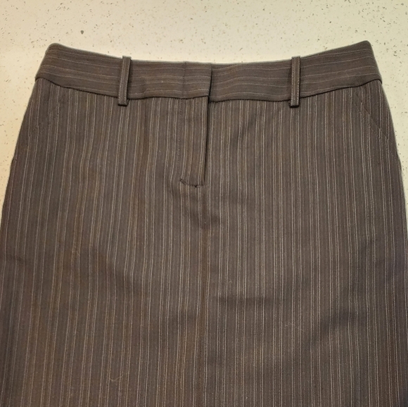 BCBGMaxAzria Daniella Wool Blend Mermaid Pencil Skirt - Picture 6 of 10